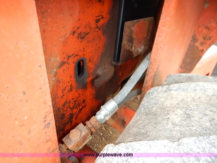 image for item I2449 Ditch Witch R65 vibratory plow