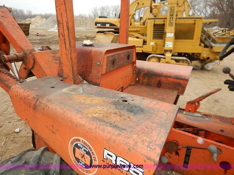 image for item I2449 Ditch Witch R65 vibratory plow