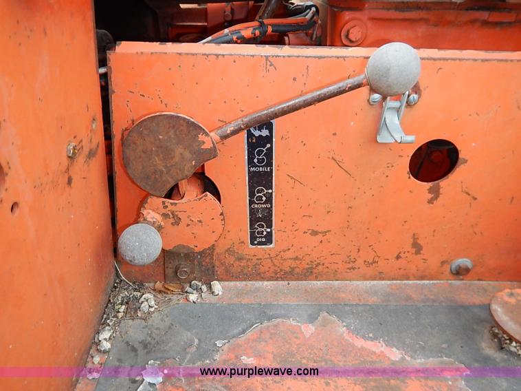 image for item I2449 Ditch Witch R65 vibratory plow
