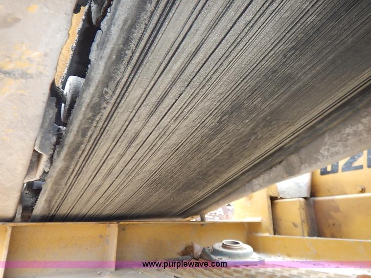 image for item I2450 1986 Gomaco Commander II GT6200 curb machine