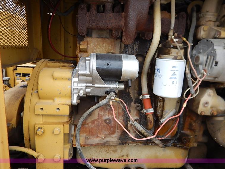 image for item I2450 1986 Gomaco Commander II GT6200 curb machine