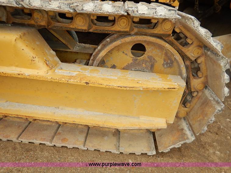 image for item I2450 1986 Gomaco Commander II GT6200 curb machine