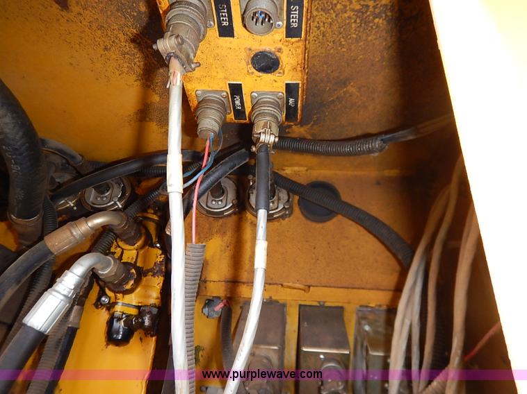 image for item I2450 1986 Gomaco Commander II GT6200 curb machine