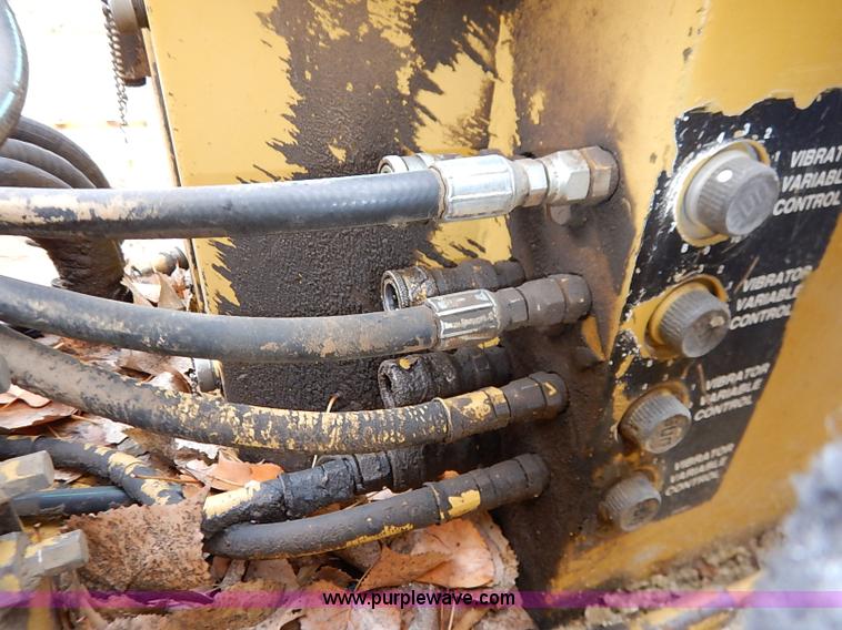 image for item I2450 1986 Gomaco Commander II GT6200 curb machine