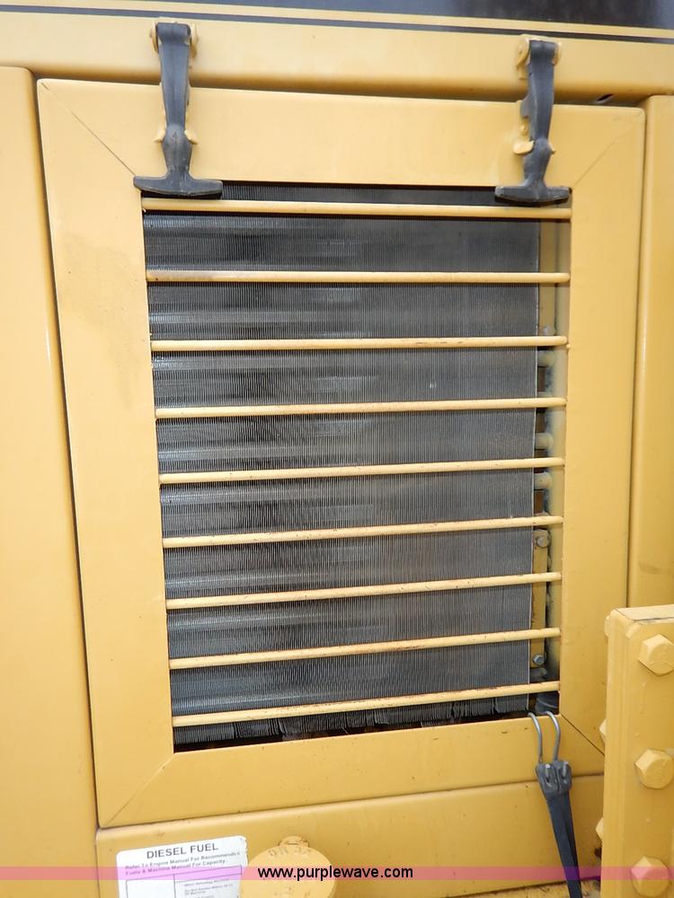 image for item I2450 1986 Gomaco Commander II GT6200 curb machine