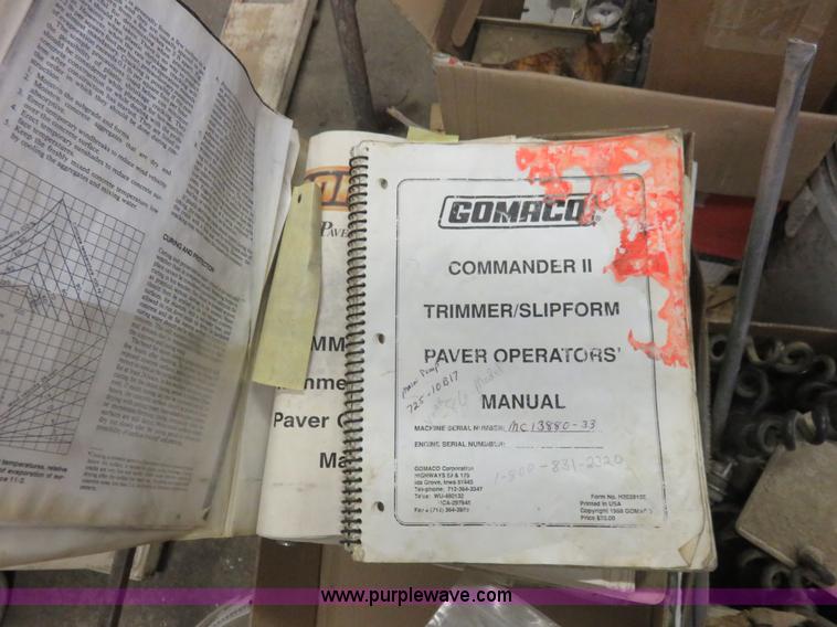 image for item I2450 1986 Gomaco Commander II GT6200 curb machine