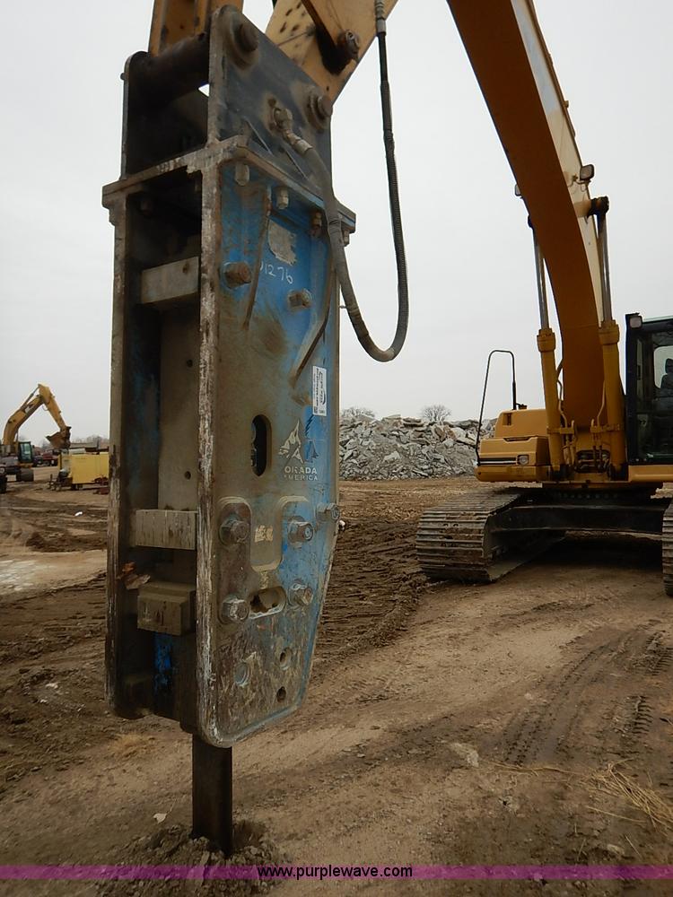 image for item I2451 Okada 318 hydraulic breaker