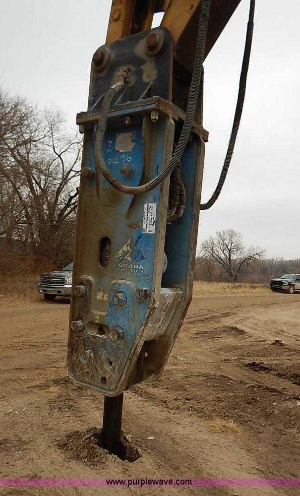 image for item I2451 Okada 318 hydraulic breaker