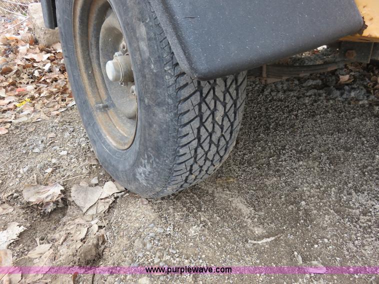 image for item I2457 1997 Atlas Copco XAS90 air compressor