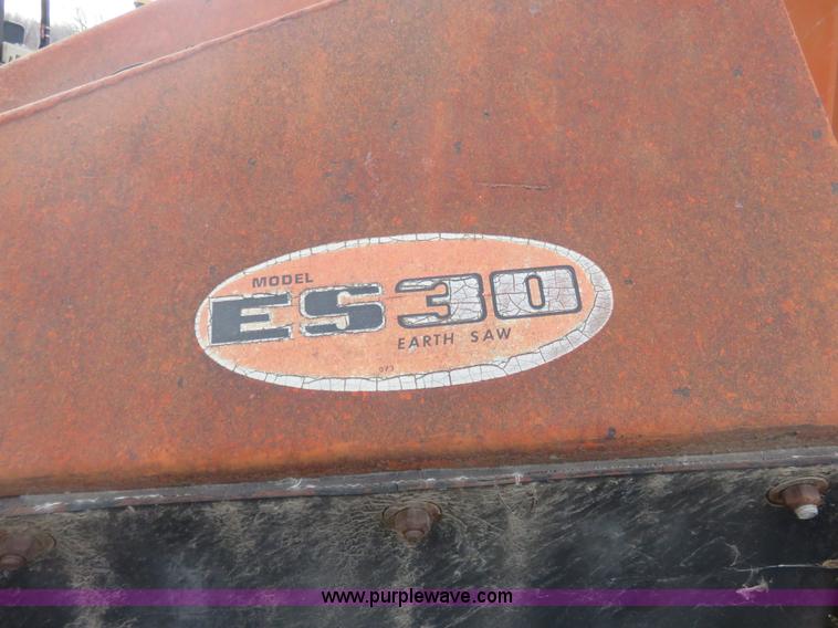 image for item I2459 Ditch Witch R65G-2 rock saw