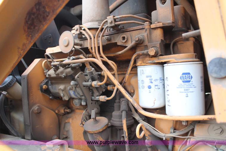 image for item I2460 1985 Case 580 Super E backhoe