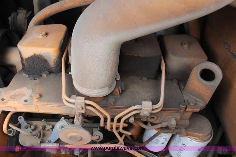 image for item I2460 1985 Case 580 Super E backhoe