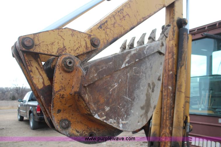 image for item I2460 1985 Case 580 Super E backhoe