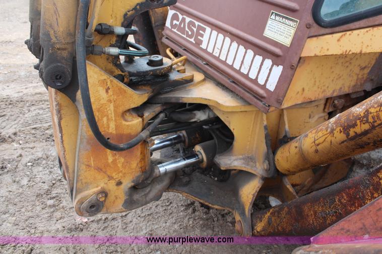 image for item I2460 1985 Case 580 Super E backhoe