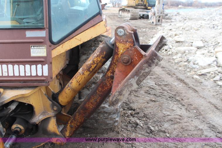 image for item I2460 1985 Case 580 Super E backhoe