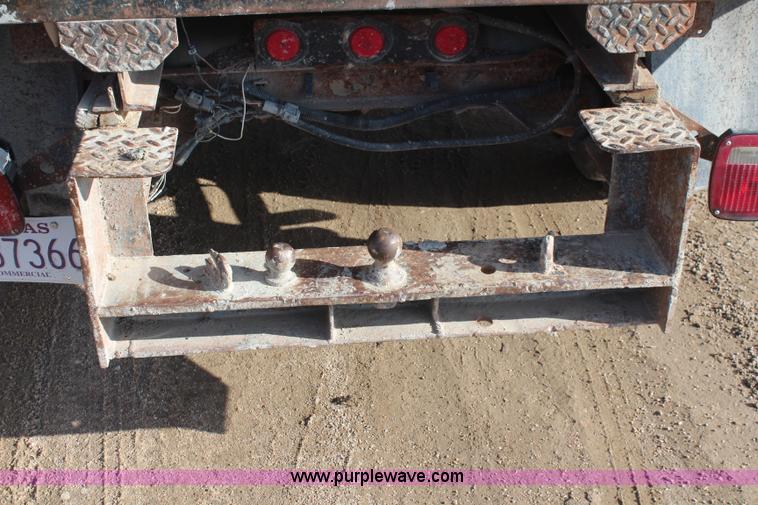 image for item I2463 1995 Ford F350 XL Crew Cab flatbed pickup truck