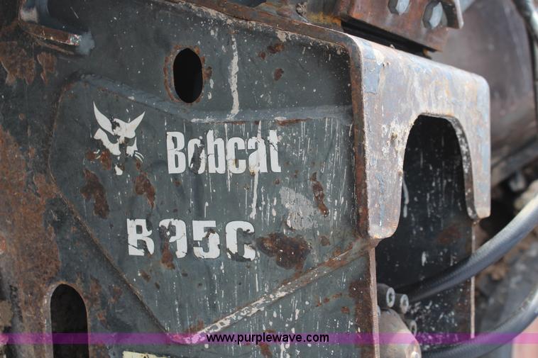 image for item I2464 Bobcat B950 skid steer breaker attachment