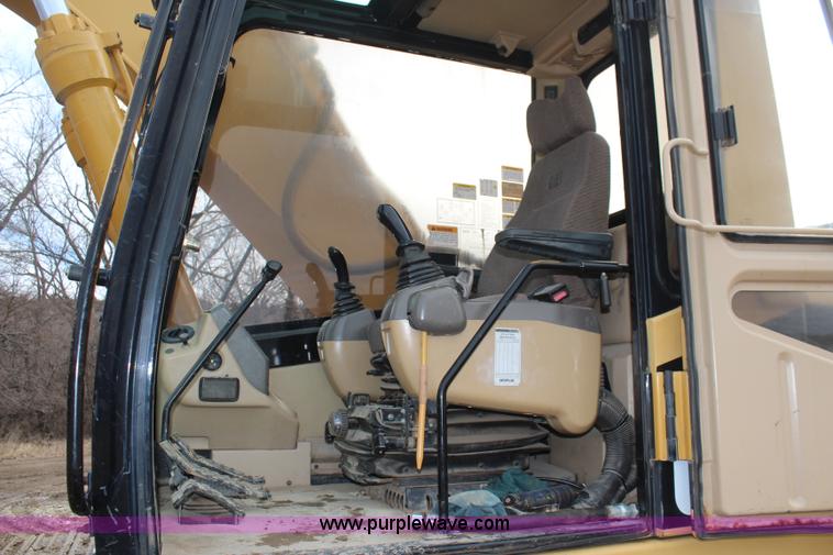 image for item I2465 1998 Caterpillar 325BL excavator
