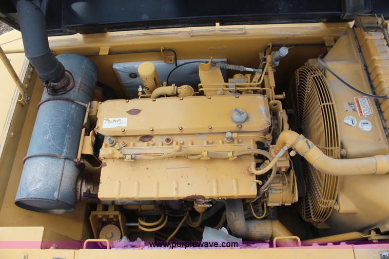 image for item I2465 1998 Caterpillar 325BL excavator