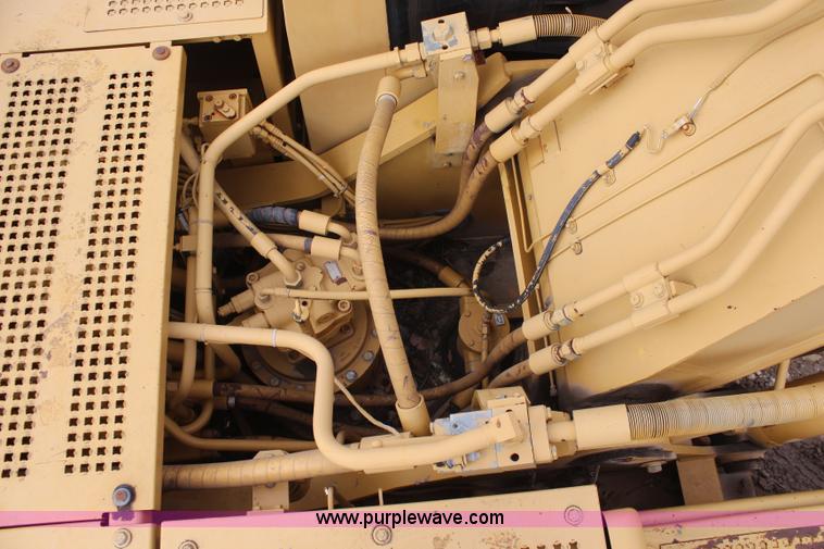 image for item I2465 1998 Caterpillar 325BL excavator