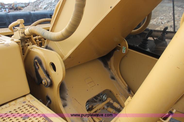 image for item I2465 1998 Caterpillar 325BL excavator