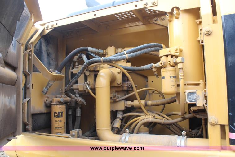 image for item I2465 1998 Caterpillar 325BL excavator