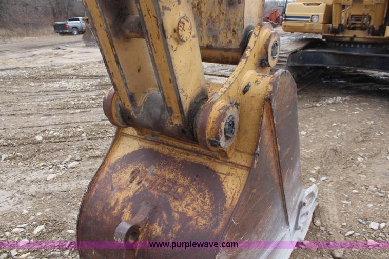 image for item I2465 1998 Caterpillar 325BL excavator