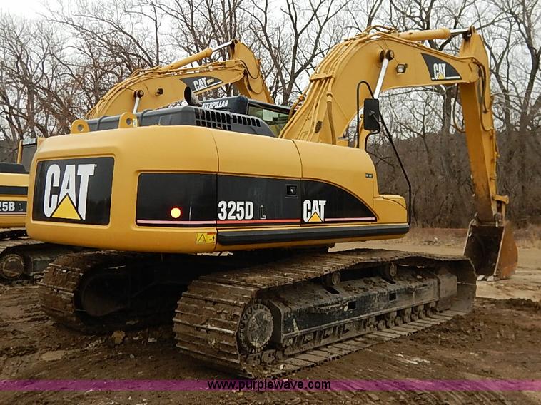image for item I2466 2006 Caterpillar 325D L excavator