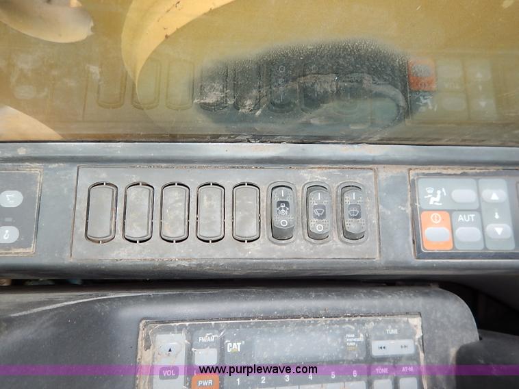 image for item I2466 2006 Caterpillar 325D L excavator