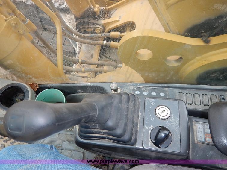 image for item I2466 2006 Caterpillar 325D L excavator