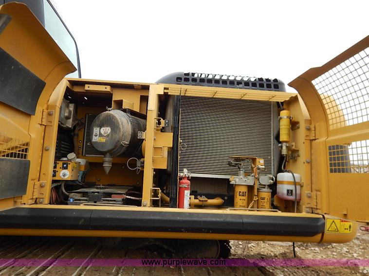 image for item I2466 2006 Caterpillar 325D L excavator