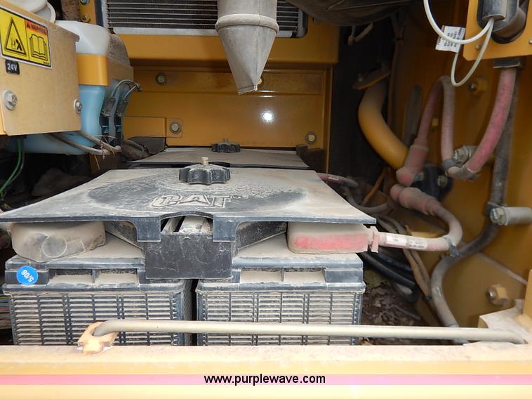 image for item I2466 2006 Caterpillar 325D L excavator