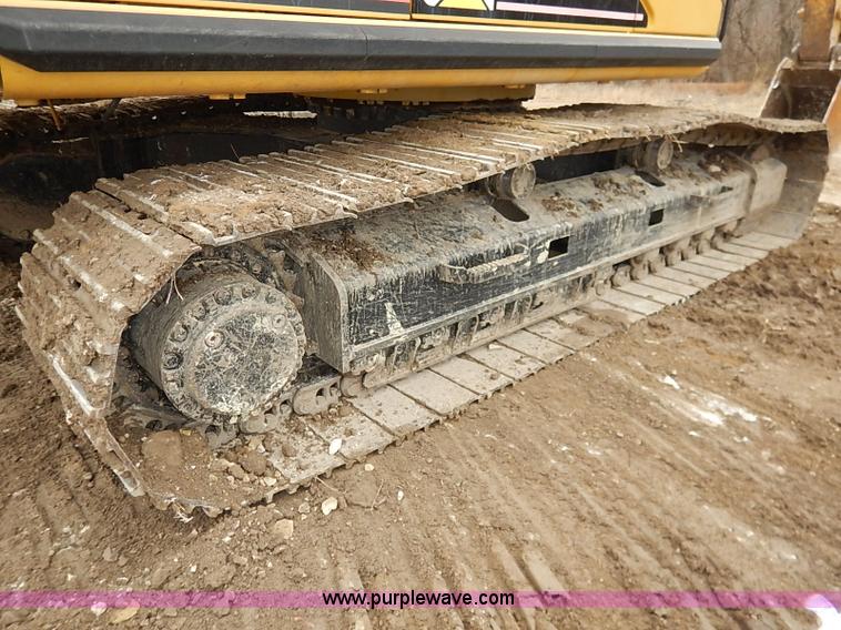 image for item I2466 2006 Caterpillar 325D L excavator