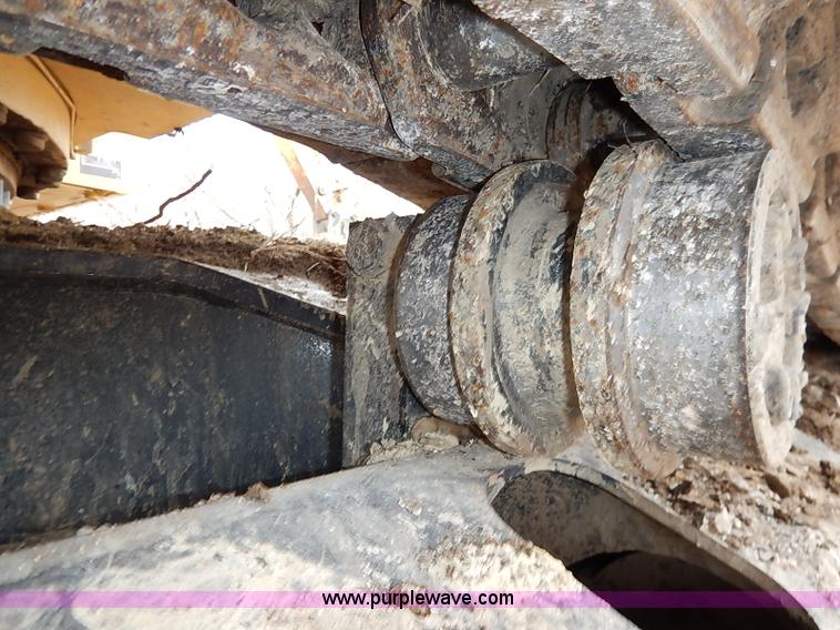 image for item I2466 2006 Caterpillar 325D L excavator