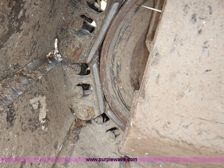 image for item I2466 2006 Caterpillar 325D L excavator