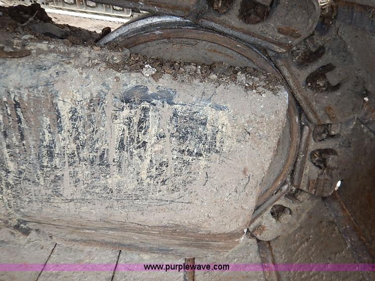 image for item I2466 2006 Caterpillar 325D L excavator