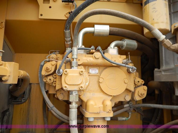 image for item I2466 2006 Caterpillar 325D L excavator