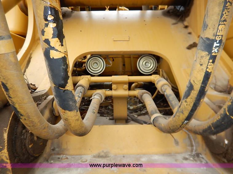 image for item I2466 2006 Caterpillar 325D L excavator