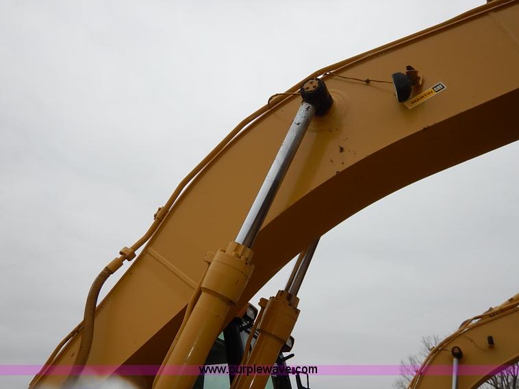 image for item I2466 2006 Caterpillar 325D L excavator
