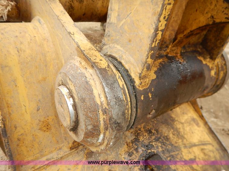image for item I2466 2006 Caterpillar 325D L excavator
