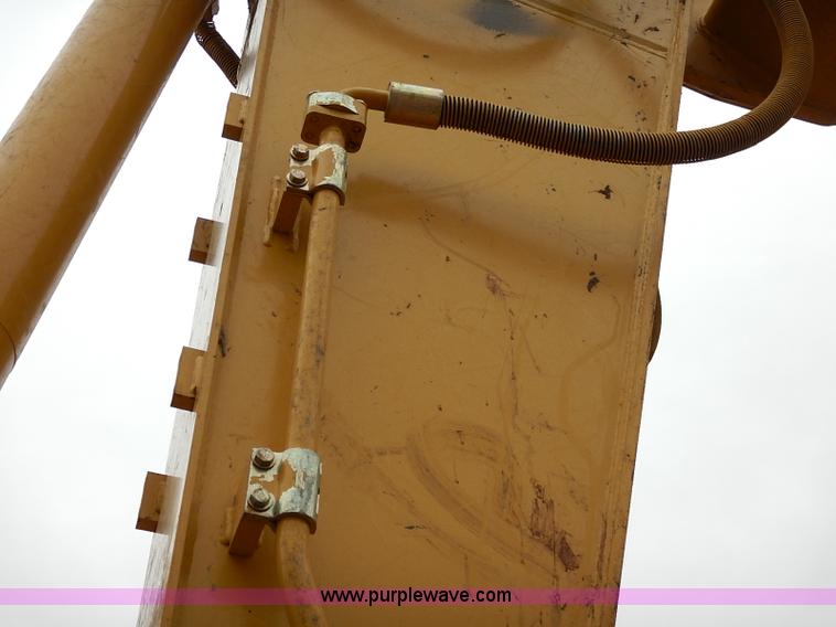 image for item I2466 2006 Caterpillar 325D L excavator