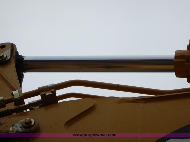 image for item I2466 2006 Caterpillar 325D L excavator