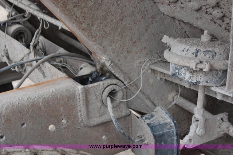 image for item I2474 1976 Ford 8000 dump truck