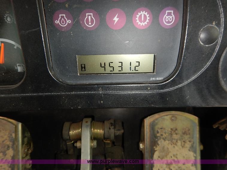 image for item I2482 2005 Caterpillar 953C track loader