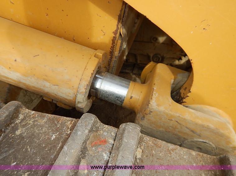 image for item I2482 2005 Caterpillar 953C track loader