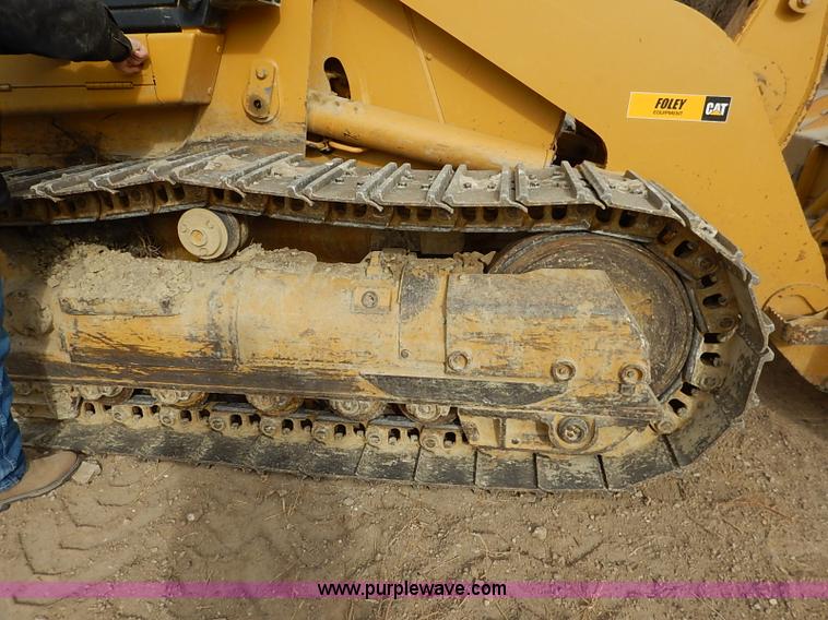 image for item I2482 2005 Caterpillar 953C track loader