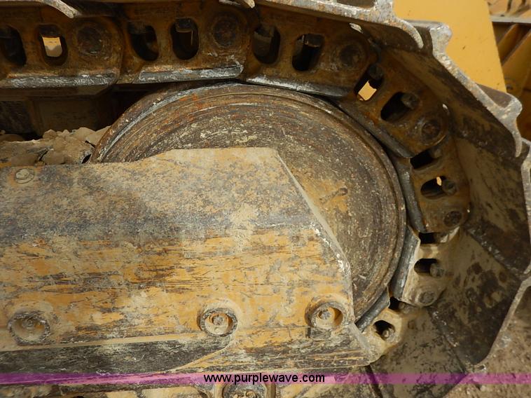 image for item I2482 2005 Caterpillar 953C track loader