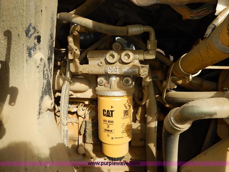 image for item I2482 2005 Caterpillar 953C track loader