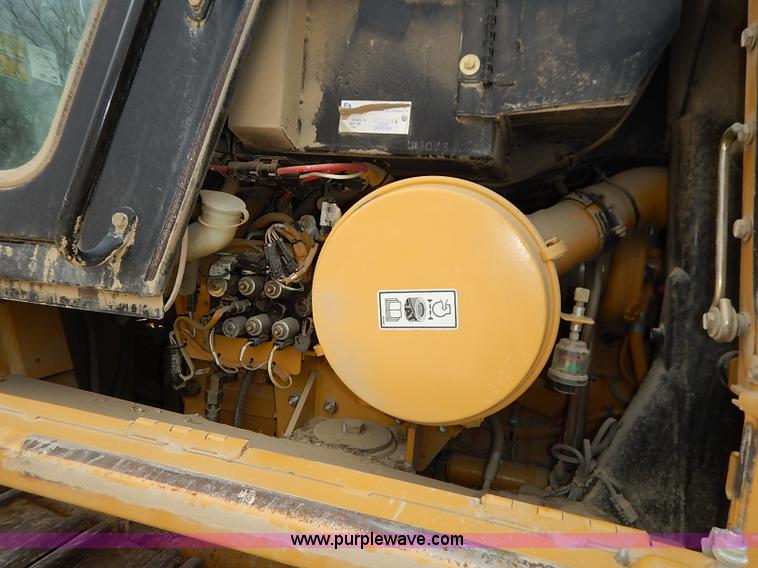 image for item I2482 2005 Caterpillar 953C track loader