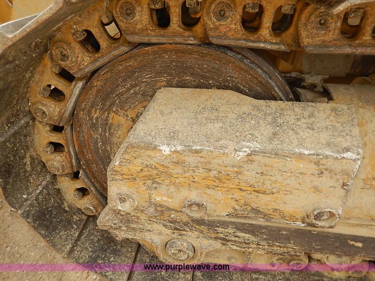 image for item I2482 2005 Caterpillar 953C track loader